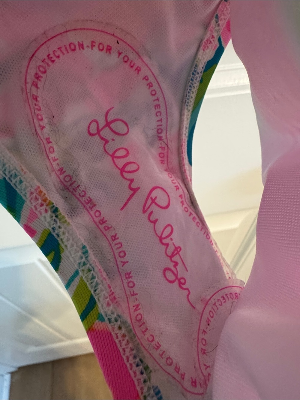 Fiesta One Piece Don’t Stop Beleafing Lilly Pulitzer bathensuit - Picture 5 of 5